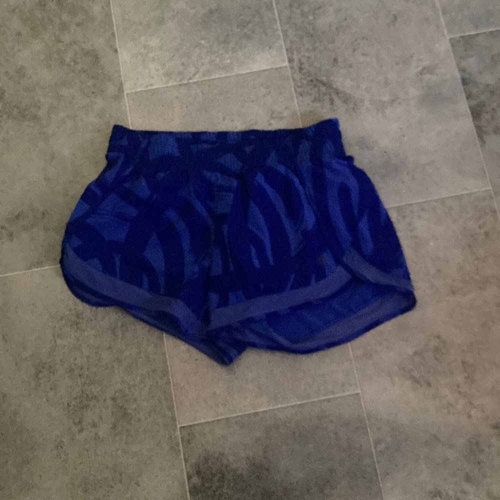 Navy Blue Athletic Shorts with Moisture-Wicking Fabric and Elastic